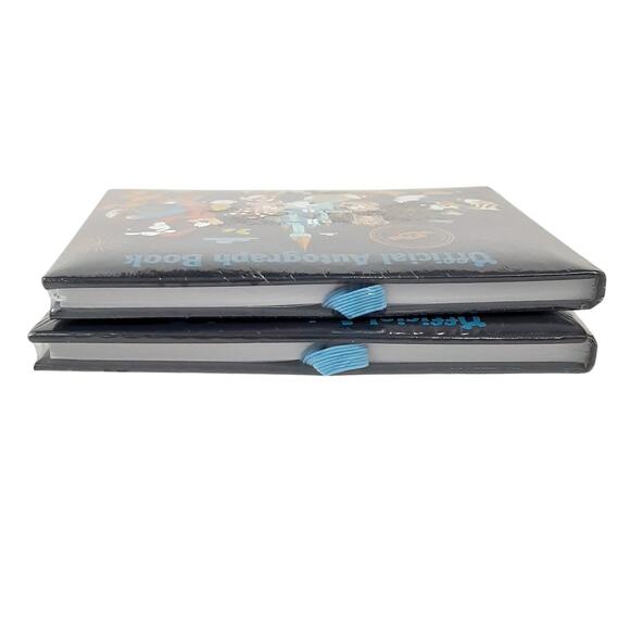 Disney Parks Walt Disney World Character Autograph Book Set 2pc NWT - Picture 4 of 6